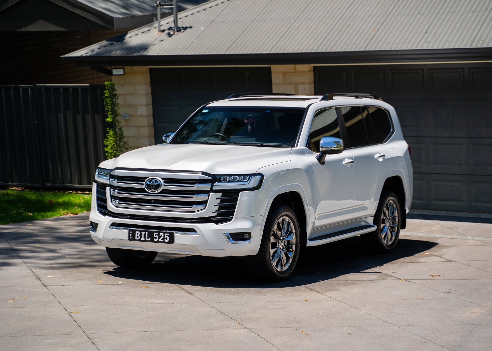 Car window after Clarity Glass Cleaner – eliminates streaks, haze, and fingerprints instantly!