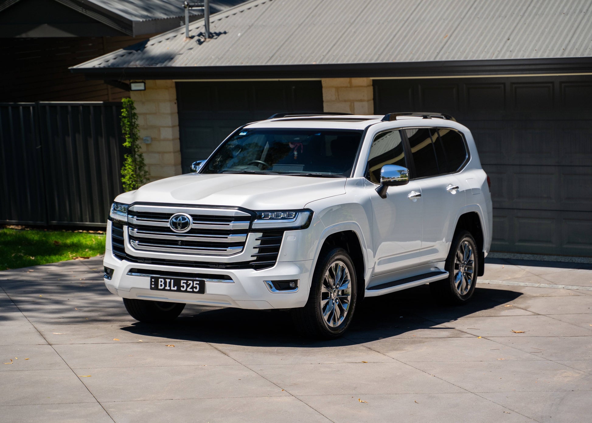 Toyota LandCruiser after a wash with Clarity Shampoo - removes grime while leaving deep gloss and zero water spots.